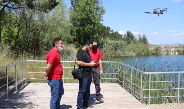 Kaybolan genci arama çalışmaları drone ile havadan sürüyor