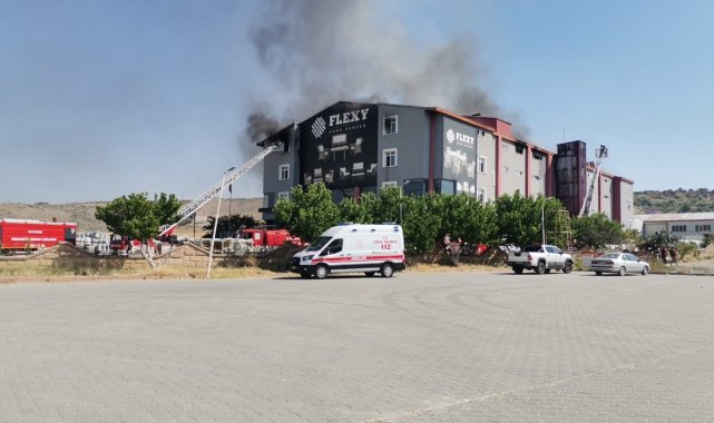 Kayseri&#039;de fabrika yangını