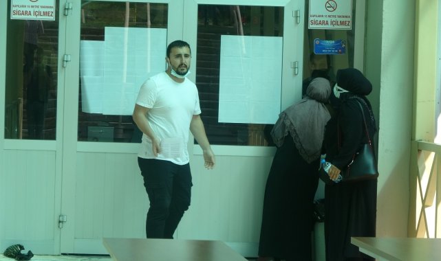 KPSS'ye geç kalan adaylar sınava giremedi