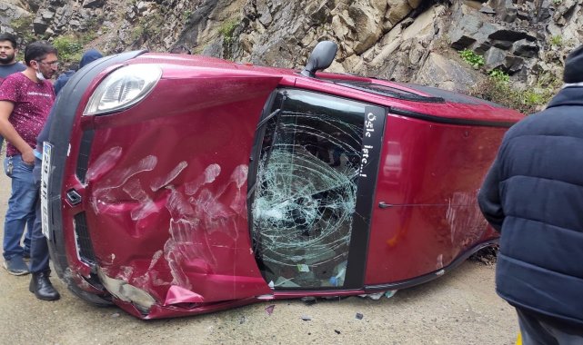 Kürtün&#039;de trafik kazası: 2 yaralı