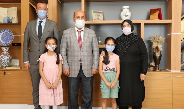 Kütahya&#039;da yarışmalarda dereceye giren öğrenciler ödüllendirildi