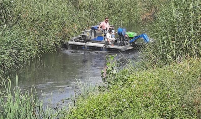 Larva mücadelesi hız kesmeden sürüyor