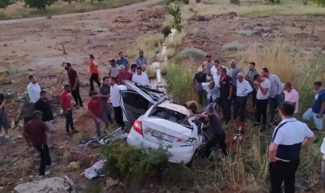 Malatya&#039;da iki araç kafa kafaya çarpıştı: 1 ölü, 2 yaralı