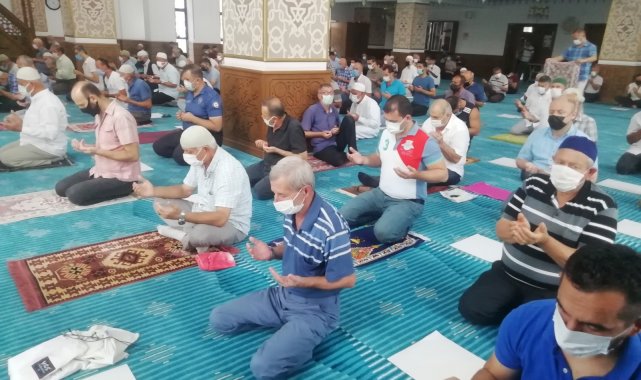 Manyas&#039;ta eller semaya afetlerin son bulması için açıldı