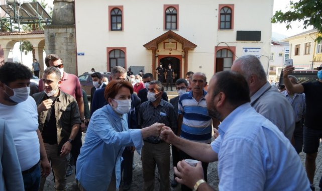 Meral Akşener, afet bölgesini ziyaret etti