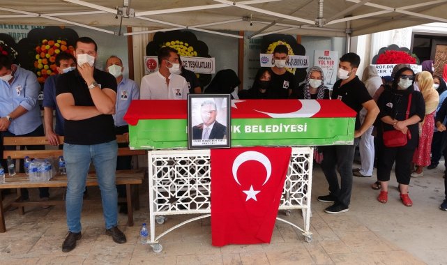 MHP Safranbolu İlçe Başkanı Tunç&#039;un cenazesi toprağa verildi