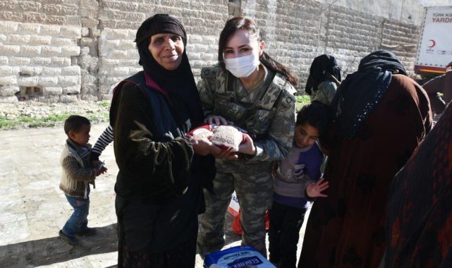 MSB: &quot;Mehmetçik, operasyonların gecikmesi pahasına da olsa bulunduğu hiçbir yerde sivilleri, tarihi ve kültürel mekanları hedef almamıştır&quot;