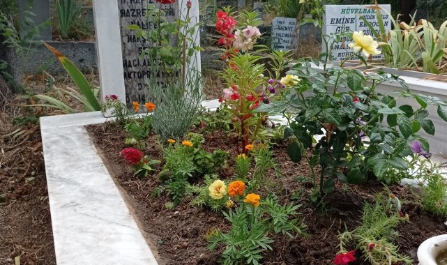 Nakşibendi&#039;ye mensup Abdullah Aktoprak hazretlerinin kabri şerifi yenilendi