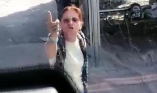 Otobüste maske takmayı reddeden kadın ortalığı birbirine kattı