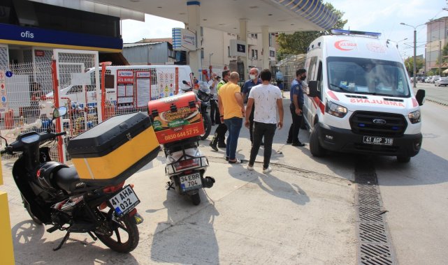 Otomobile arkadan çarpan motosikletli kurye yaralandı