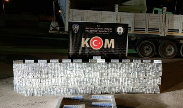 Şanlıurfa&#039;da binlerce paket gümrük kaçağı sigara ele geçirildi