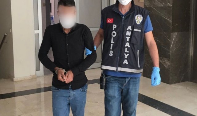 Savcı yalanıyla 1 milyon 100 bin lira dolandırmaya kalktı, yakalandı