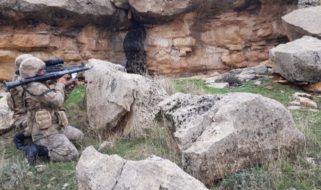 Siirt&#039;te PKK&#039;lı teröristlere ait mühimmat ve patlayıcı ele geçirildi