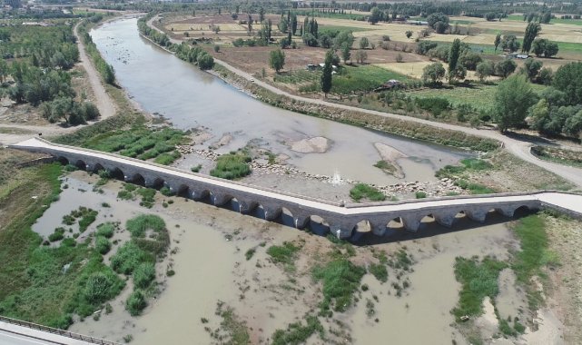 Sivas&#039;ın tarihi köprüleri asırlardır ayakta