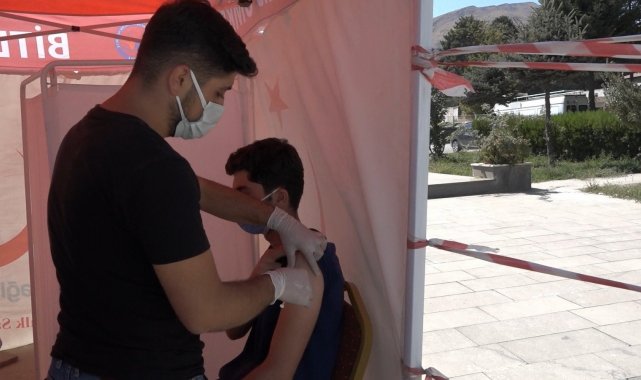 Tatvan&#039;da aşı çalışmaları devam ediyor
