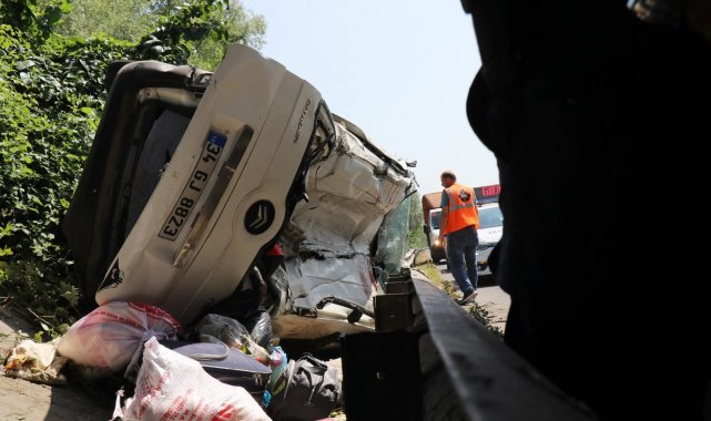 TEM&#039;deki kazada ağır yaralanmıştı, 9 yaşındaki çocuktan acı haber geldi