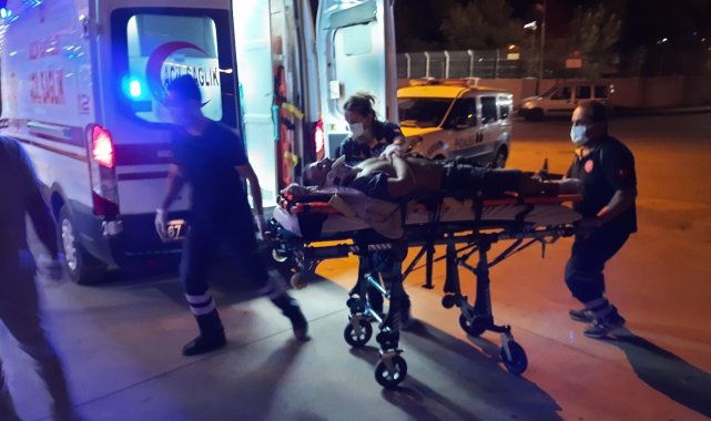 Tıra çarpan motosiklet sürücüsü yaralandı