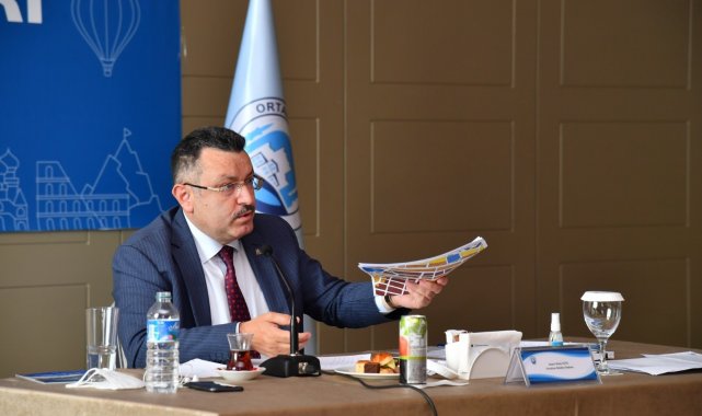 Turizmciler sorunlarını anlattı, Başkan Genç dinledi