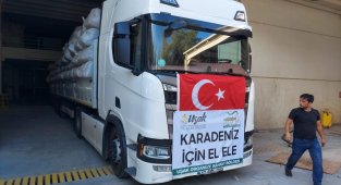 Uşak'tan 4 bin battaniye Kastamonu'ya gitmek üzere yola çıktı