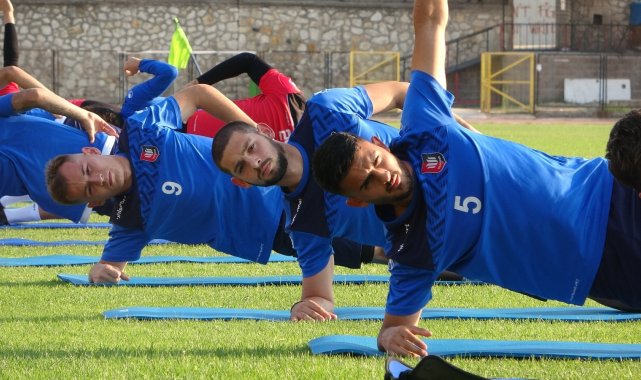 Uşakspor, hız kesmeden çalışmalara devam ediyor