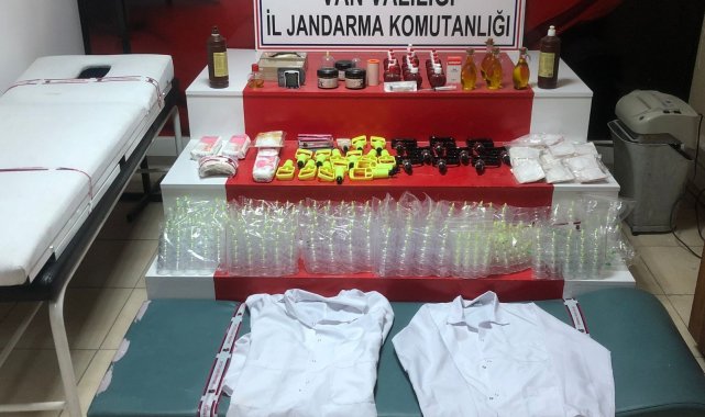 Van&#039;da yetkisiz ve belgesiz iş yerinde çok sayıda tıbbı malzeme ele geçirildi
