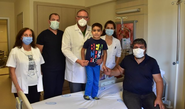 Yarım kalple dünyaya gelen çocuk ESOGÜ Hastanesi&#039;nde sağlığına kavuştu