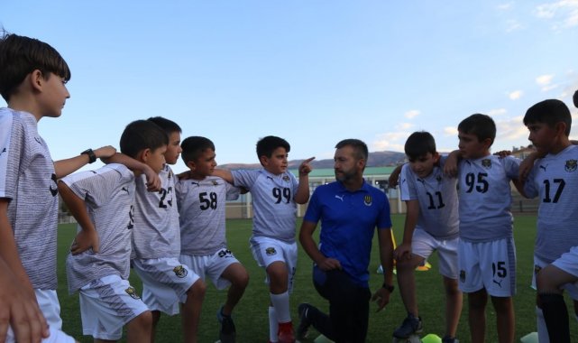 Yerköyspor teknik ekibini güçlendiriyor