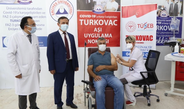 Yerli korona virüs aşısı TURKOVAC, geliştirildiği ERÜ&#039;de gönüllülere uygulanıyor