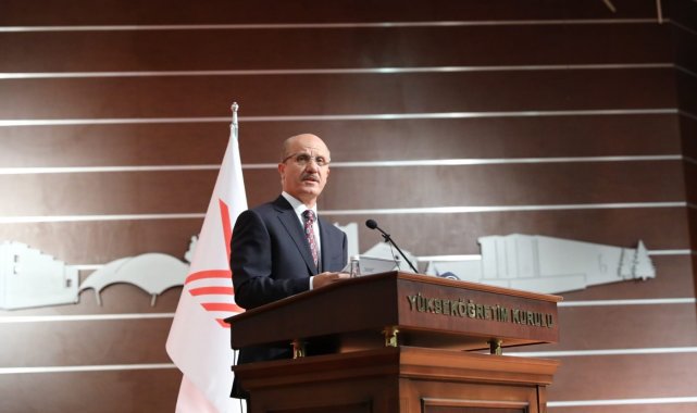 YÖK Başkanı Özvar üniversite rektörleri ile ilk kez bir araya geldi