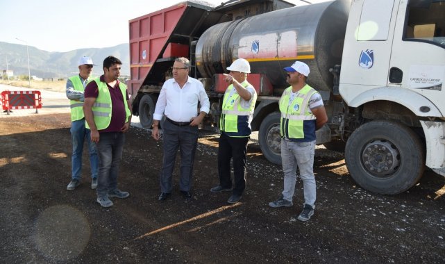 Yunusemre&#039;de 6 sokakta sathi kaplama çalışması yapıldı