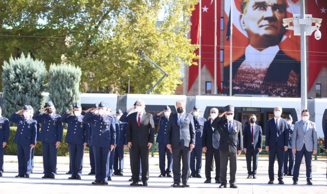 &#039;Gaziler Günü&#039; valilik meydanında kutlandı