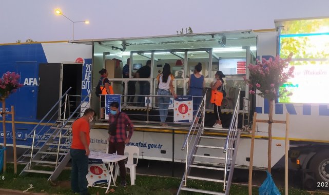 Afet bilincini geliştirmek üzere AFAD deprem simülasyon tırı Diyarbakır&#039;da