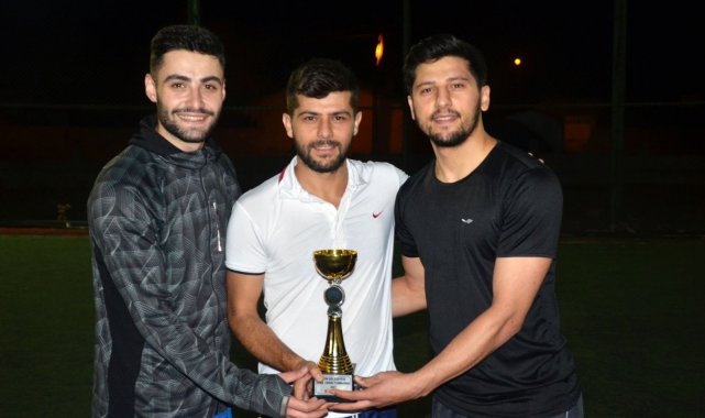 Ağrı&#039;da düzenlenen Ayak Tenisi Turnuvası&#039;nda şampiyon belli oldu