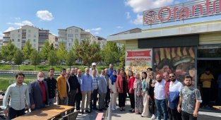 Ak Parti İl Başkanı Ünsal, gazetecilerle buluştu