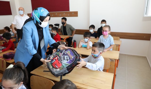 Akyurt&#039;un yeni okulunda ilk ders zili çaldı