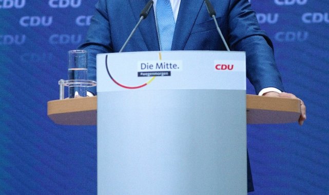 Almanya&#039;da başbakan adayı Laschet iktidara gelirse ilk 100 günde yapacaklarını duyurdu