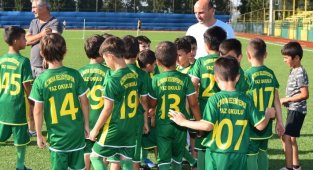 Altınova'dan spora ve sporcuya tam destek