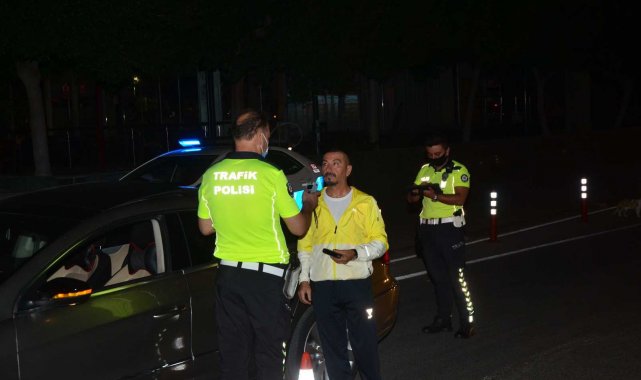 Antalya&#039;da sürücülere alkol denetimi
