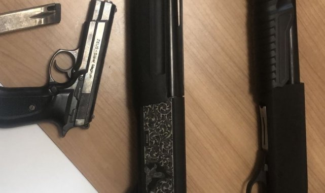 Antalya&#039;daki silahlı driftli magandalar yakalandı