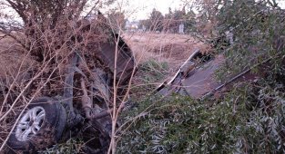 Araç ikiye bölündü: 1 yaralı