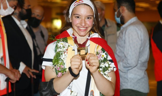 Ayşe Begüm Onbaşı Avrupa Şampiyonası&#039;nda podyuma çıkıyor