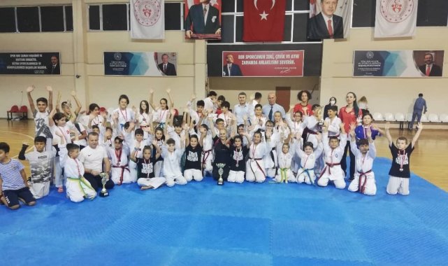 Ayvalık&#039;ta taekwondo heyecanı
