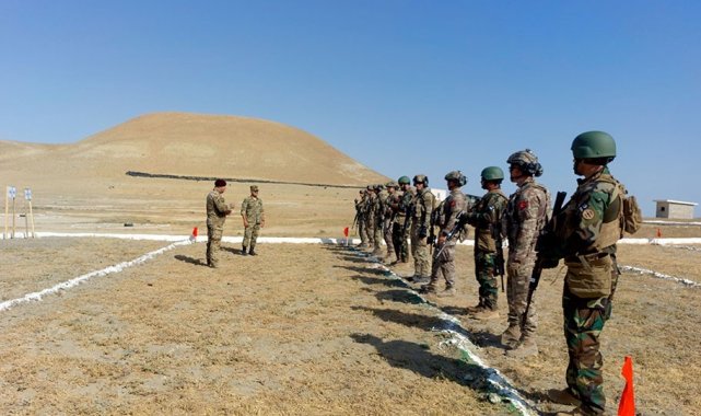 Azerbaycan&#039;da &quot;Üç Kardeş 2021&quot; tatbikatı devam ediyor