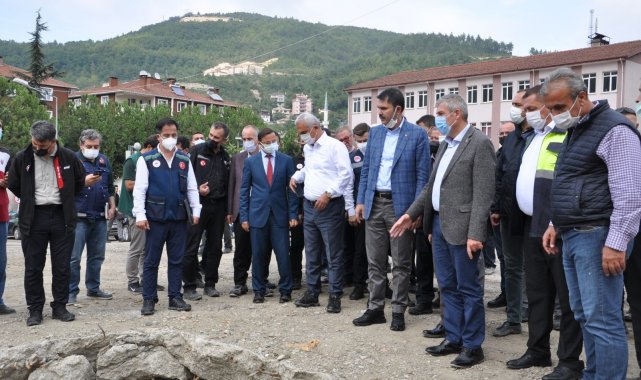 Bakan Kurum: &quot;Sel bölgesinde toplamda 952 konut ve 170 tane köy evinin yapımına başladık&quot;