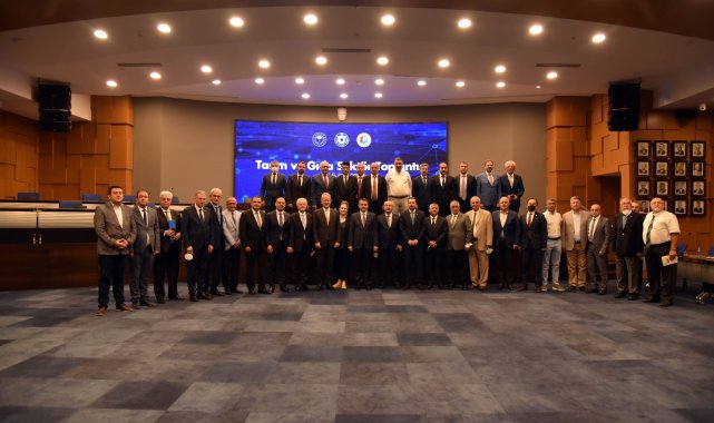 Bakan Pakdemirli&#039;den tarıma dayalı OSB müjdesi