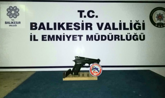 Balıkesir&#039;de polis 32 şahsı gözaltına aldı