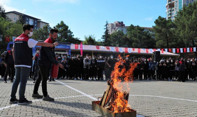 BAŞAKAY&#039;dan Başakşehirli öğrencilere yangın eğitimi