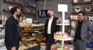 Başkan Bakkalcıoğlu 4 Eylül Mahallesi'nde esnaflarla bir araya geldi