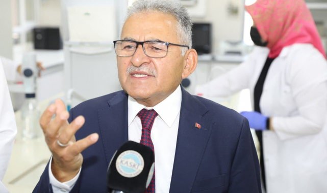 Başkan Büyükkılıç: &quot;Kayseri&#039;de su çeşmeden içilir&quot;