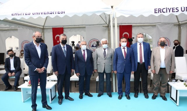 Başkan Büyükkılıç&#039;tan &#039;eğitim&#039; açıklaması